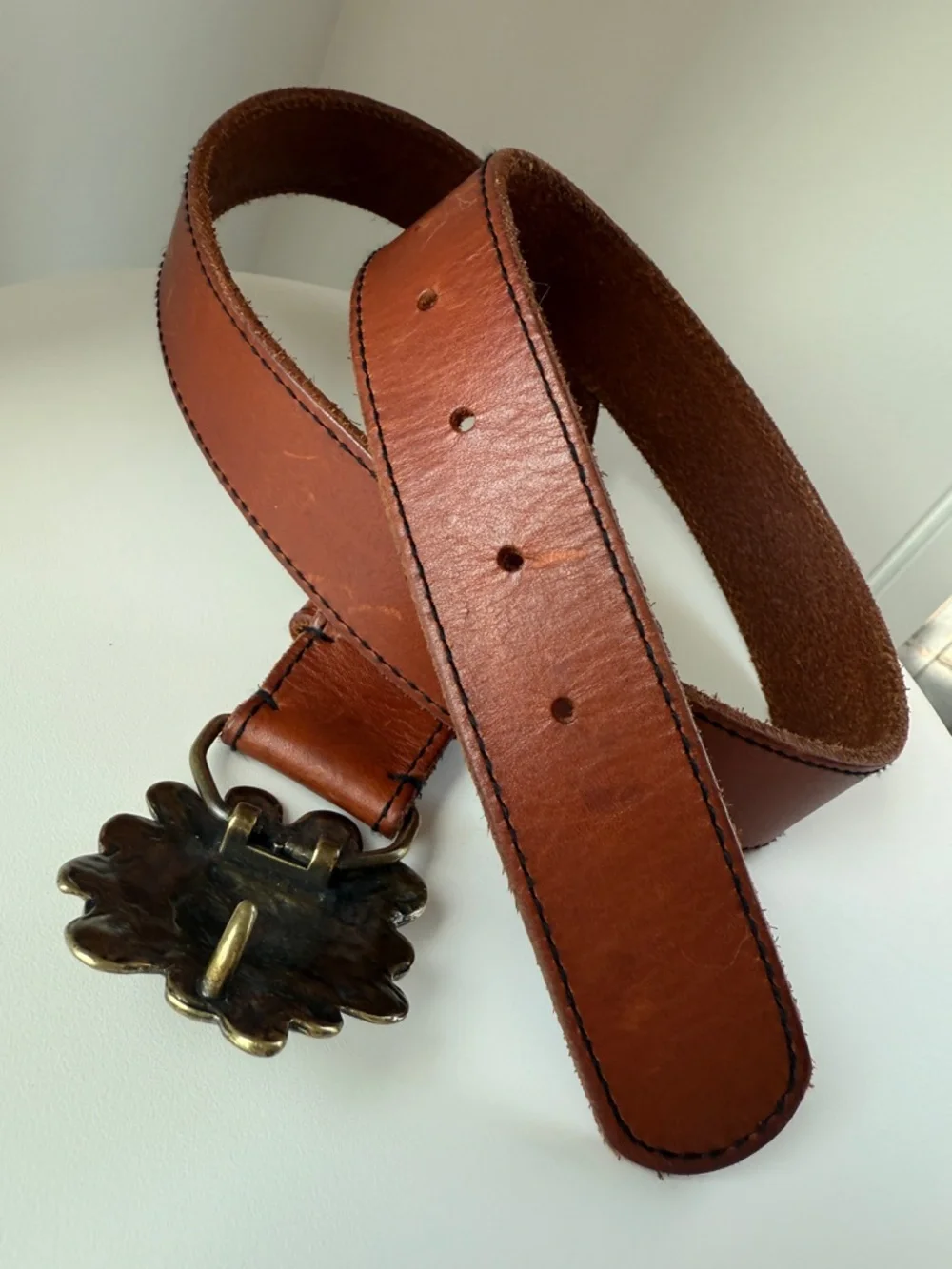 AMERICAN EAGLE Vintage Floral Buckle Leather Belt - Picture 3 of 5